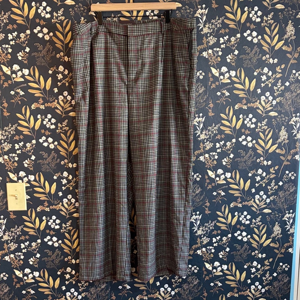 Ava & Viv Plaid Wide-Leg Trousers in Black Gray & Red Stretch Waist Size 22 26